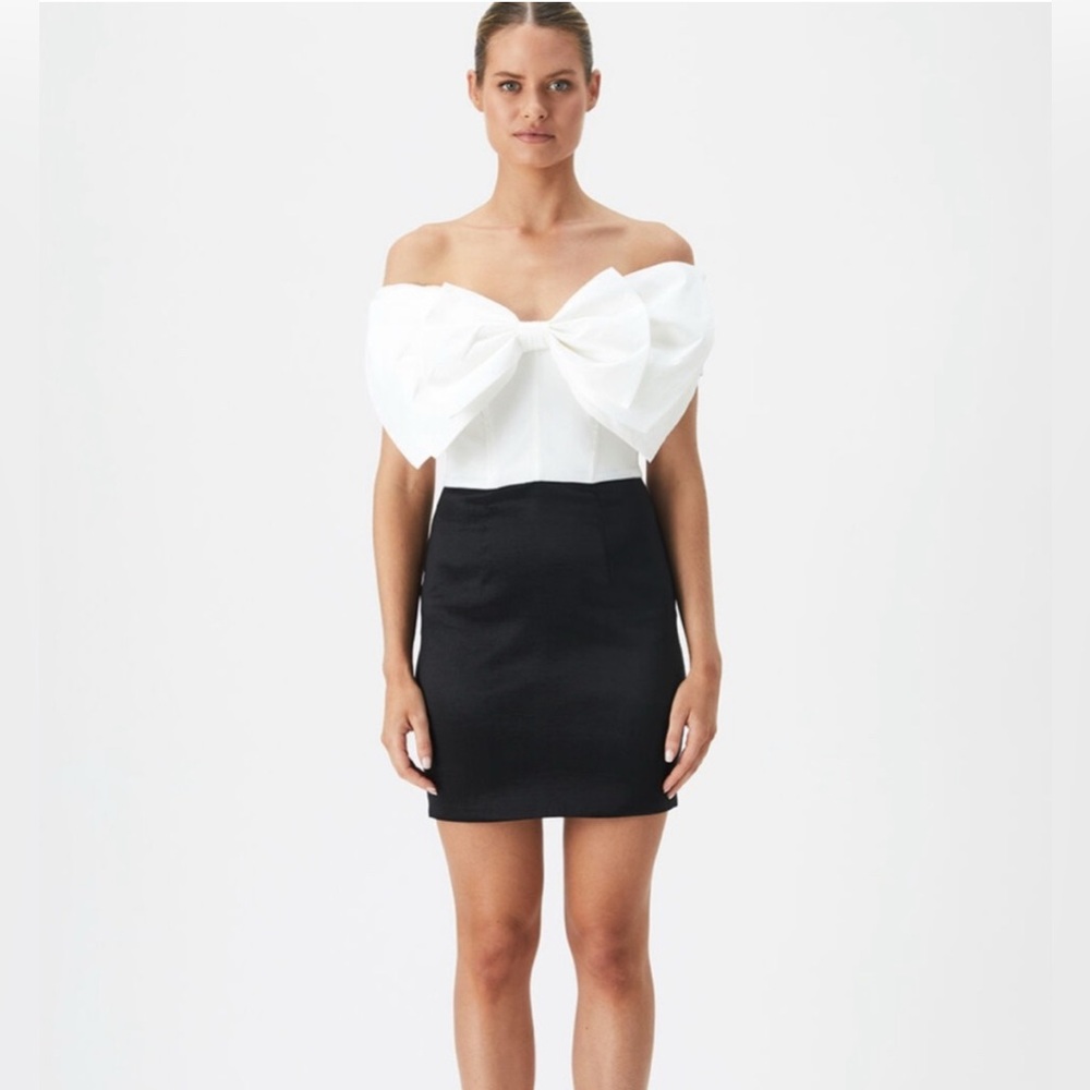 Bardot MINI BOW DRESS IN WHITE/BLACK Size XL 14 NWT